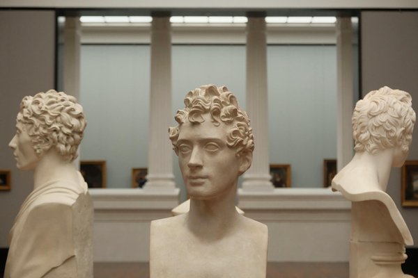 Expérimentez le luxe : guide des yachts à louer en 2025